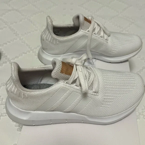 Adidas Swift Run sneakers - Picture 3 of 5